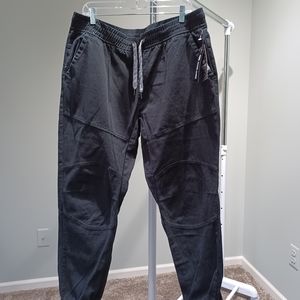 #307 NWT Women's Plus Joggers